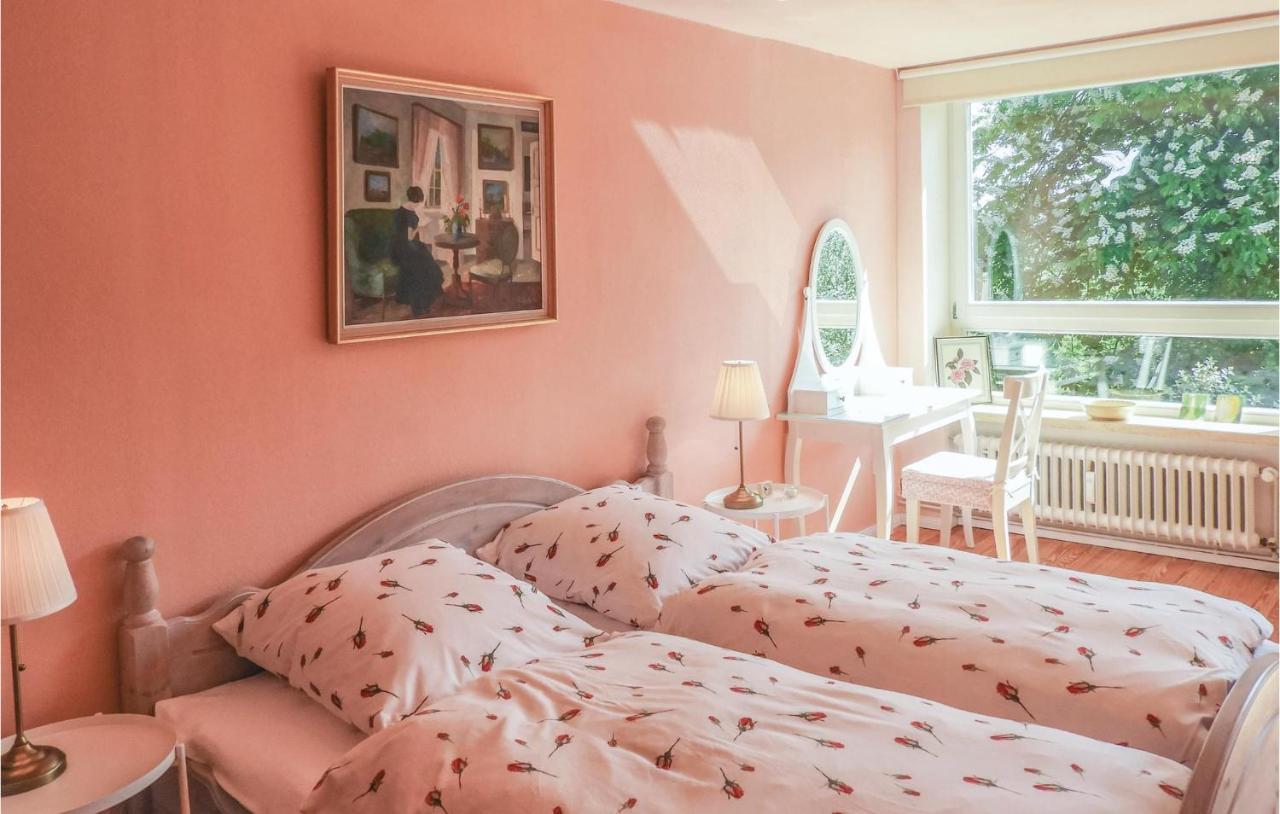 1 Bedroom Awesome Apartment In St, Annen Sankt Annen Bagian luar foto